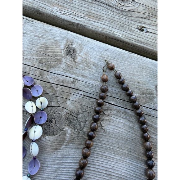 3 vintage Vacation Style necklaces - Picture 6 of 10